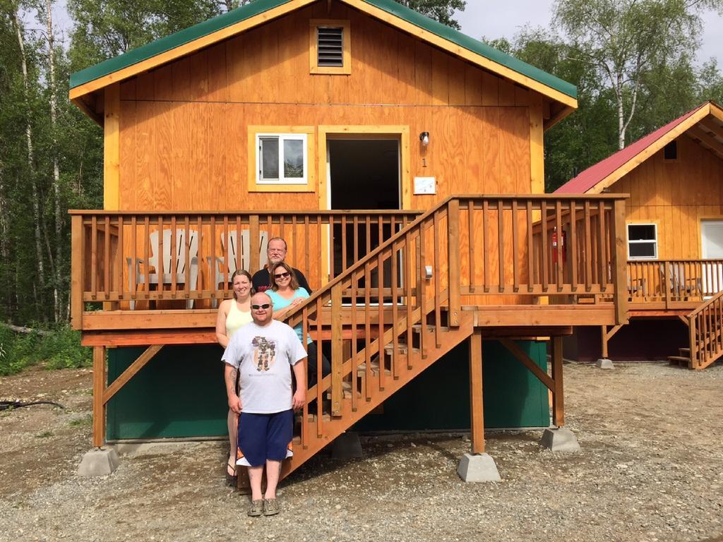 Talkeetna Love-Lee Cabins Hotel Bagian luar foto